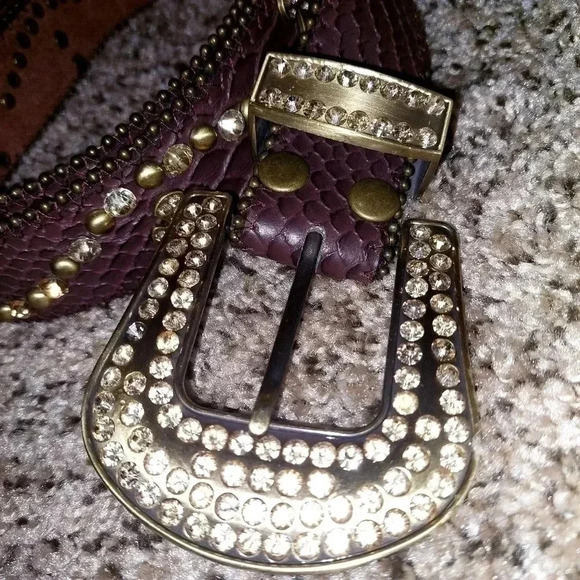 Brown Genuine leather rhinestone, studded and crosses Rodeo bling belt. SIZE M - Picture 10 of 13